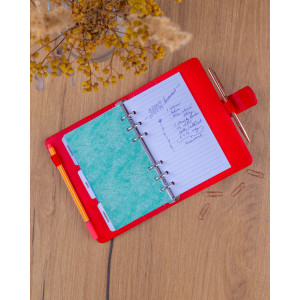 NOTIQUE Refill – Týdenní kroužkový diář s vyměnitelnými listy 2027, sytě červený, 12,5 x 19 cm